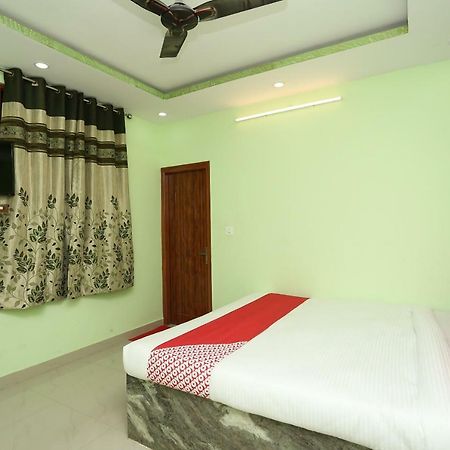 Oyo 18597 Satyam Hotel Mirát Kültér fotó