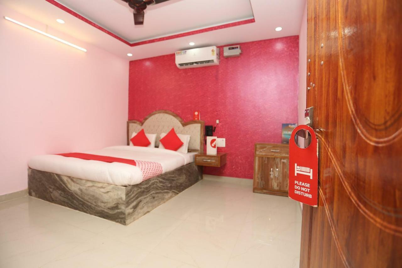 Oyo 18597 Satyam Hotel Mirát Kültér fotó
